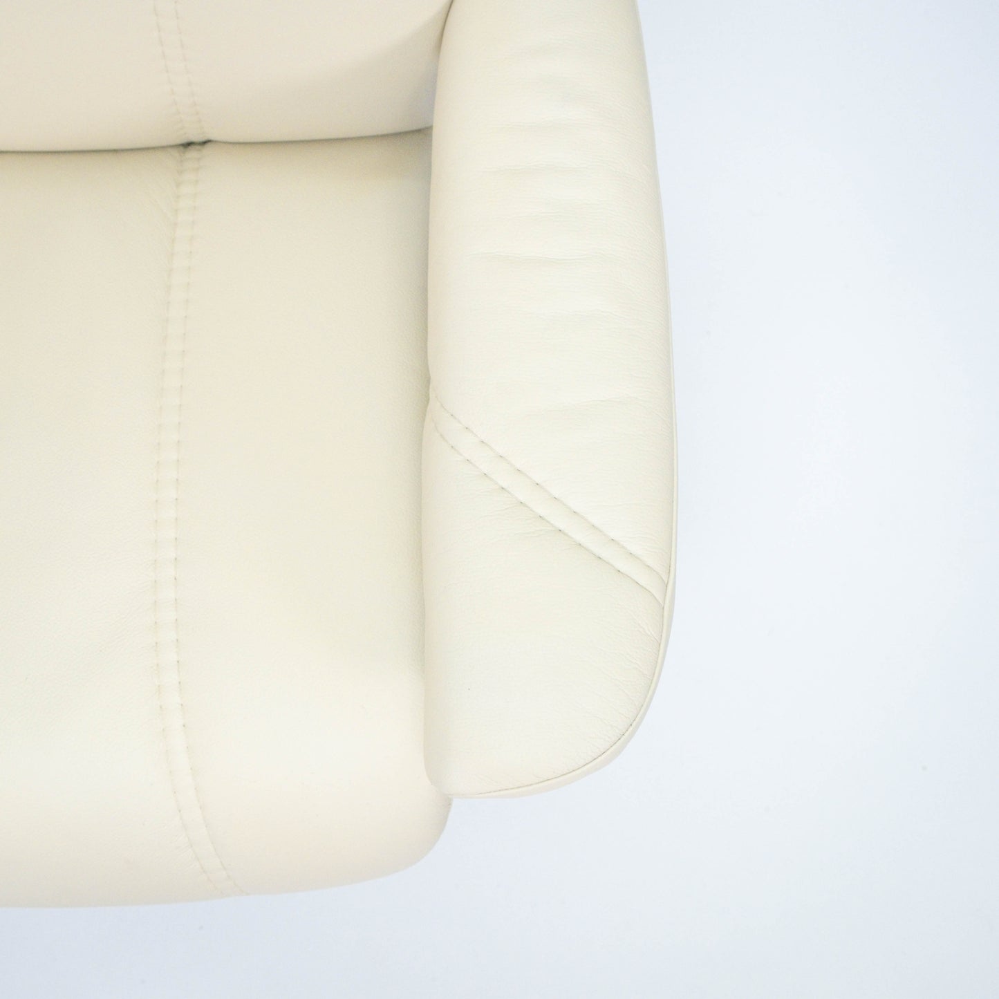 Ekornes Stressless Consul (M) mit Hocker cream