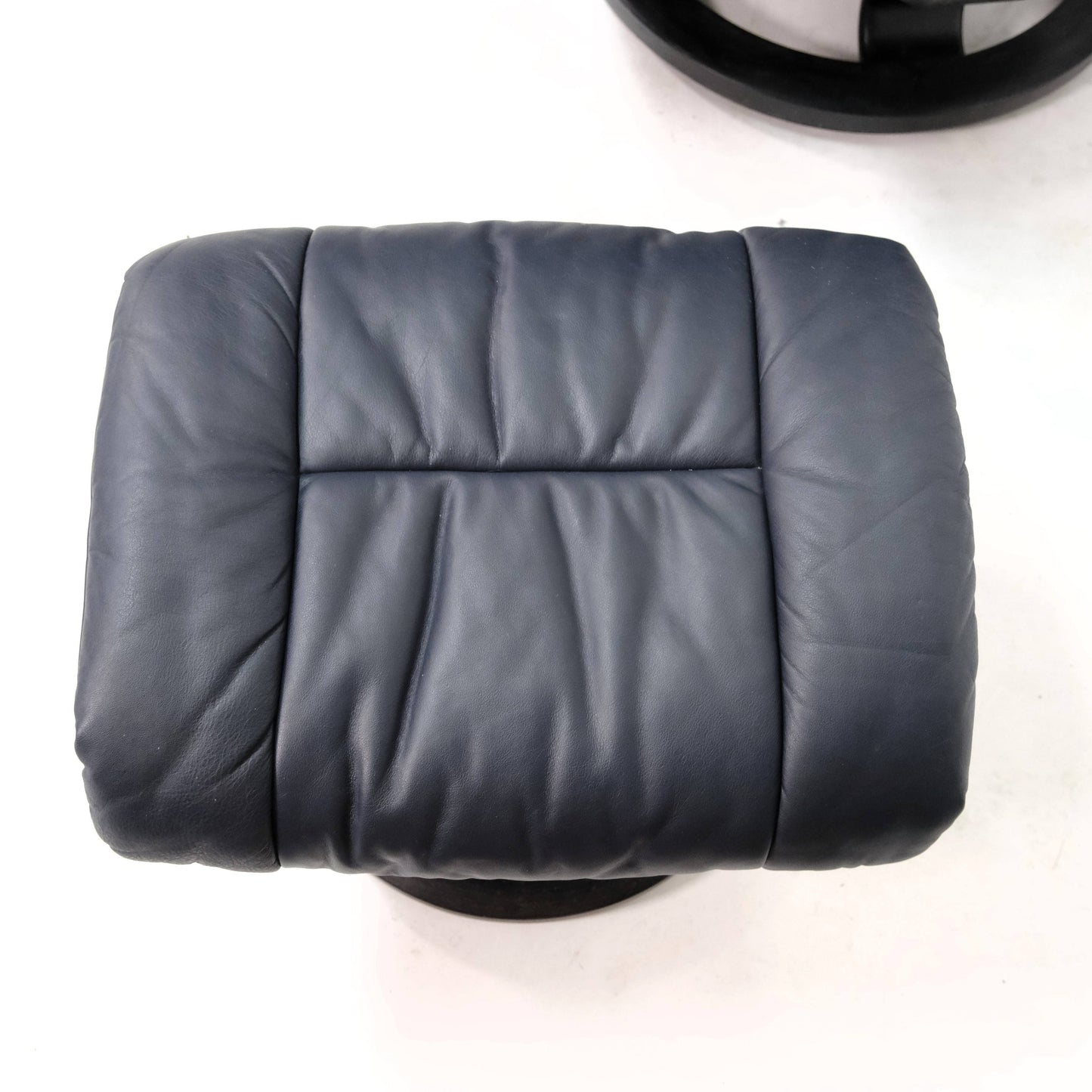 Ekornes Stressless Reno (L) mit Hocker II dunkelblau