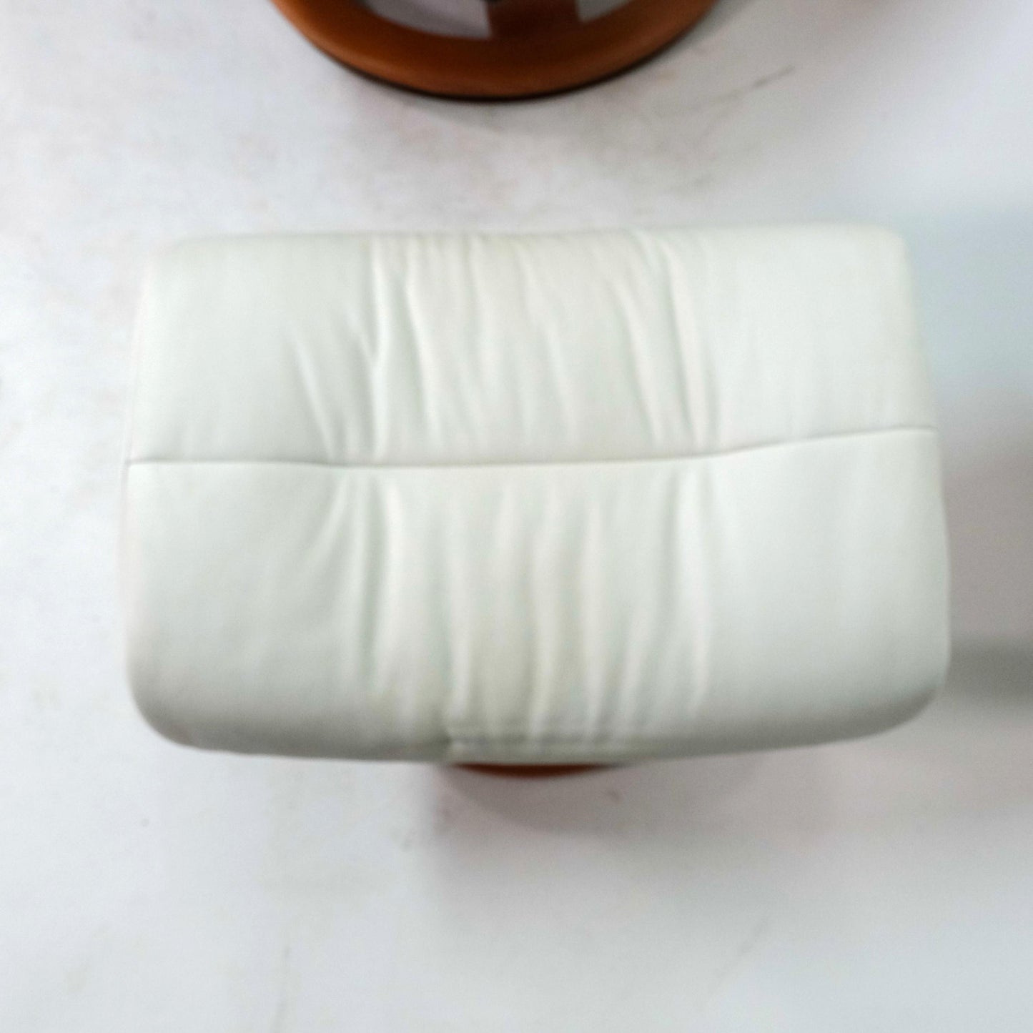 Ekornes Stressless Sunrise (L) mit Hocker & Multifunktionstisch