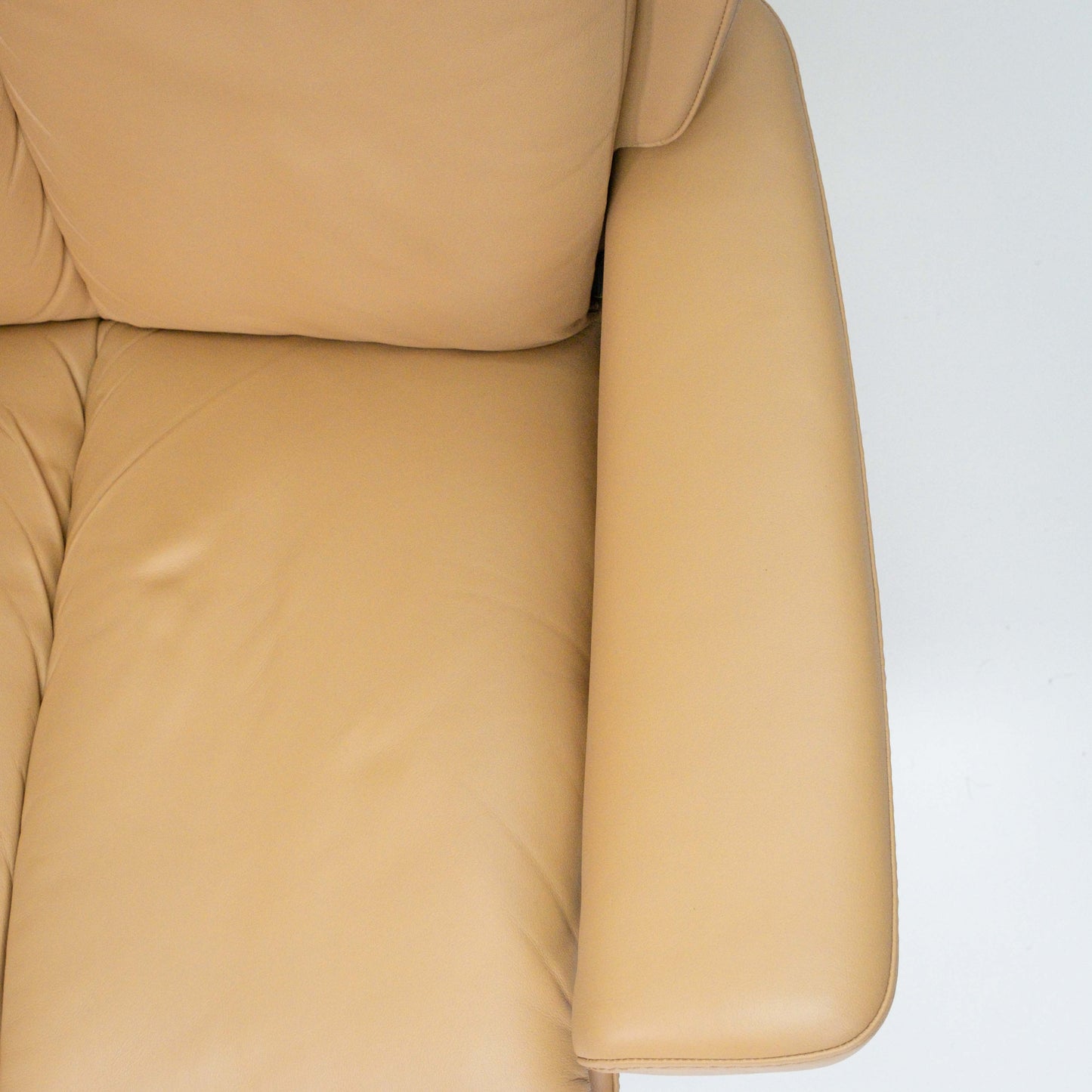 Ekornes Stressless Magic (L) mit Hocker hellbraun