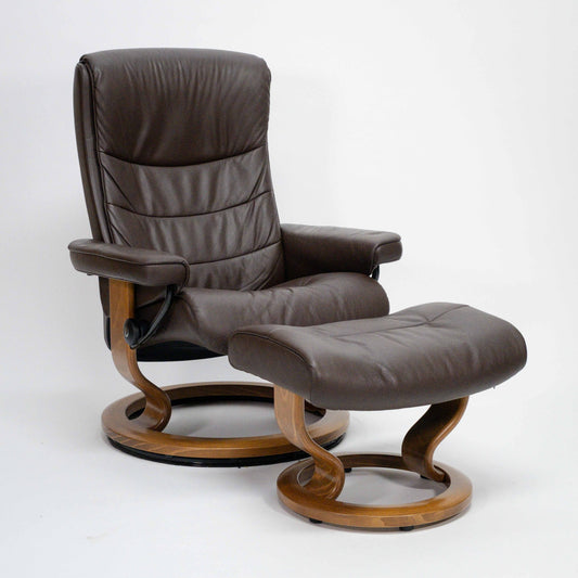 Ekornes Stressless Nordic (M) mit Hocker braun