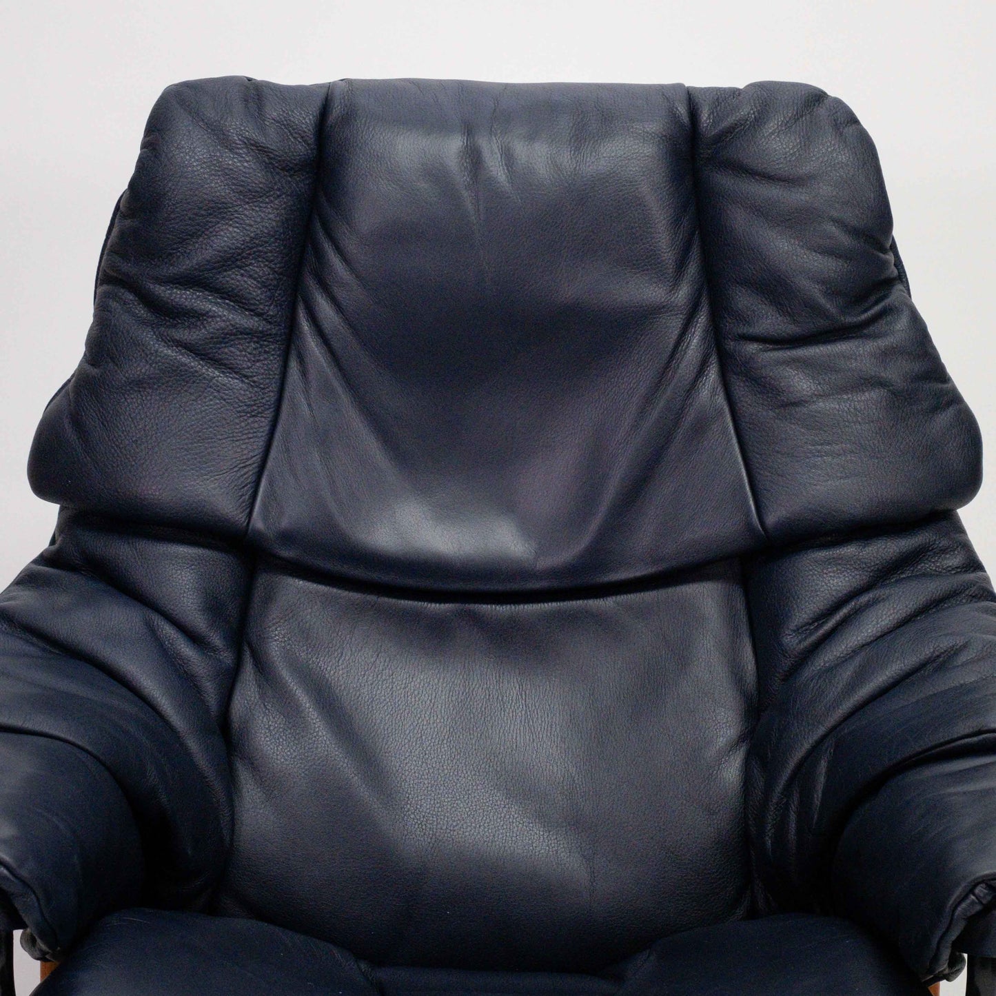 Ekornes Stressless Reno (M) mit Hocker blau