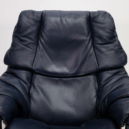 Ekornes Stressless Reno (M) mit Hocker blau