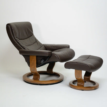 Ekornes Stressless Nordic (M) mit Hocker braun