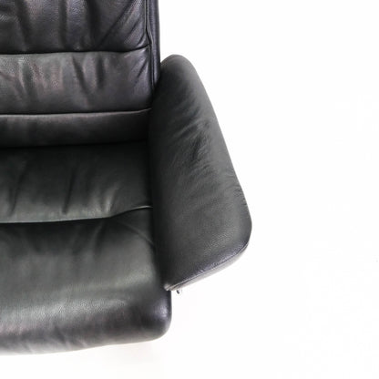 Ekornes Stressless Nordic (M) mit Hocker Signature