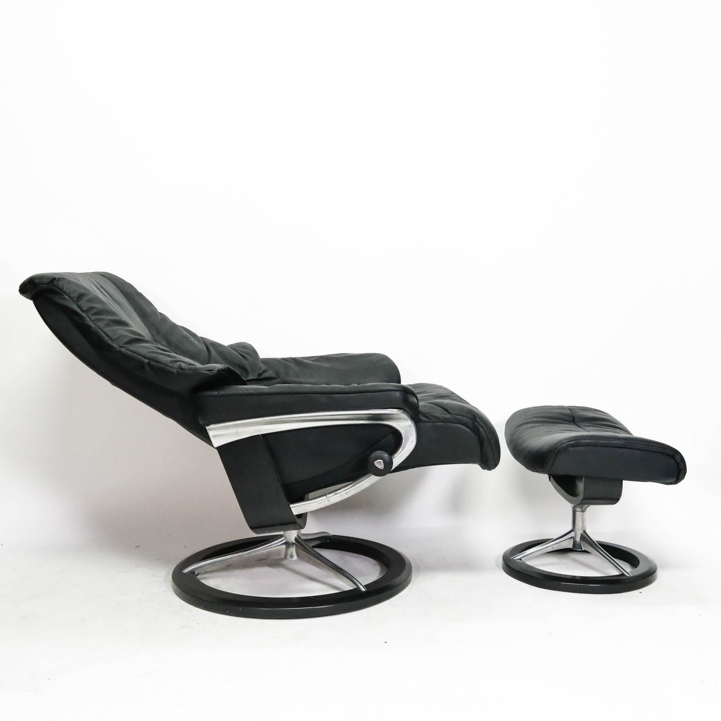 Ekornes Stressless Live (L) mit Hocker Signature