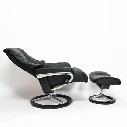 Ekornes Stressless Live (L) mit Hocker Signature