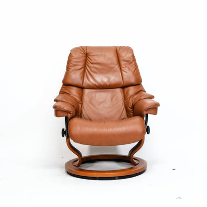 Ekornes Stressless Reno (M) mit Hocker