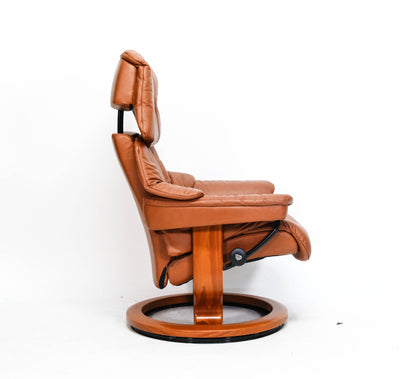Ekornes Stressless Reno (M) mit Hocker