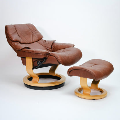 Ekornes Stressless Reno (L) mit Hocker braun