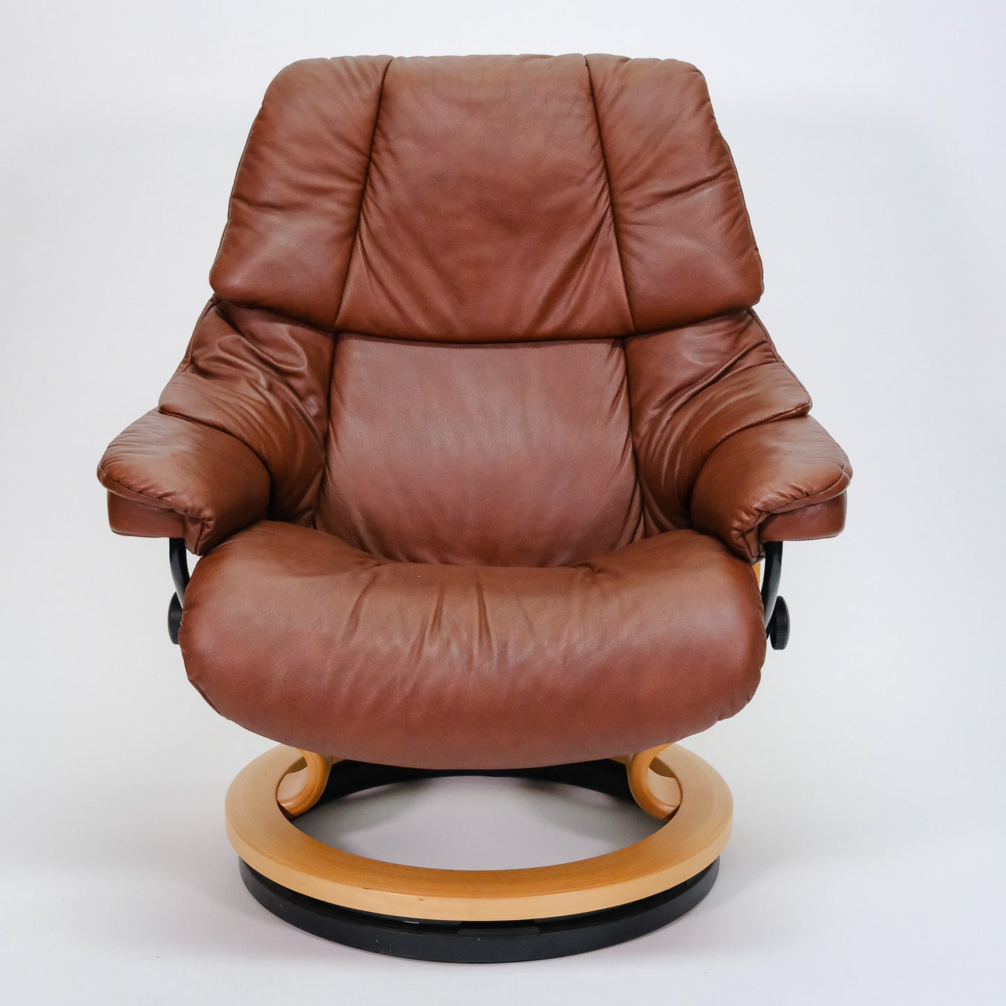Ekornes Stressless Reno (L) mit Hocker braun