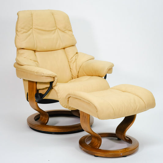 Ekornes Stressless Reno (S) mit Hocker