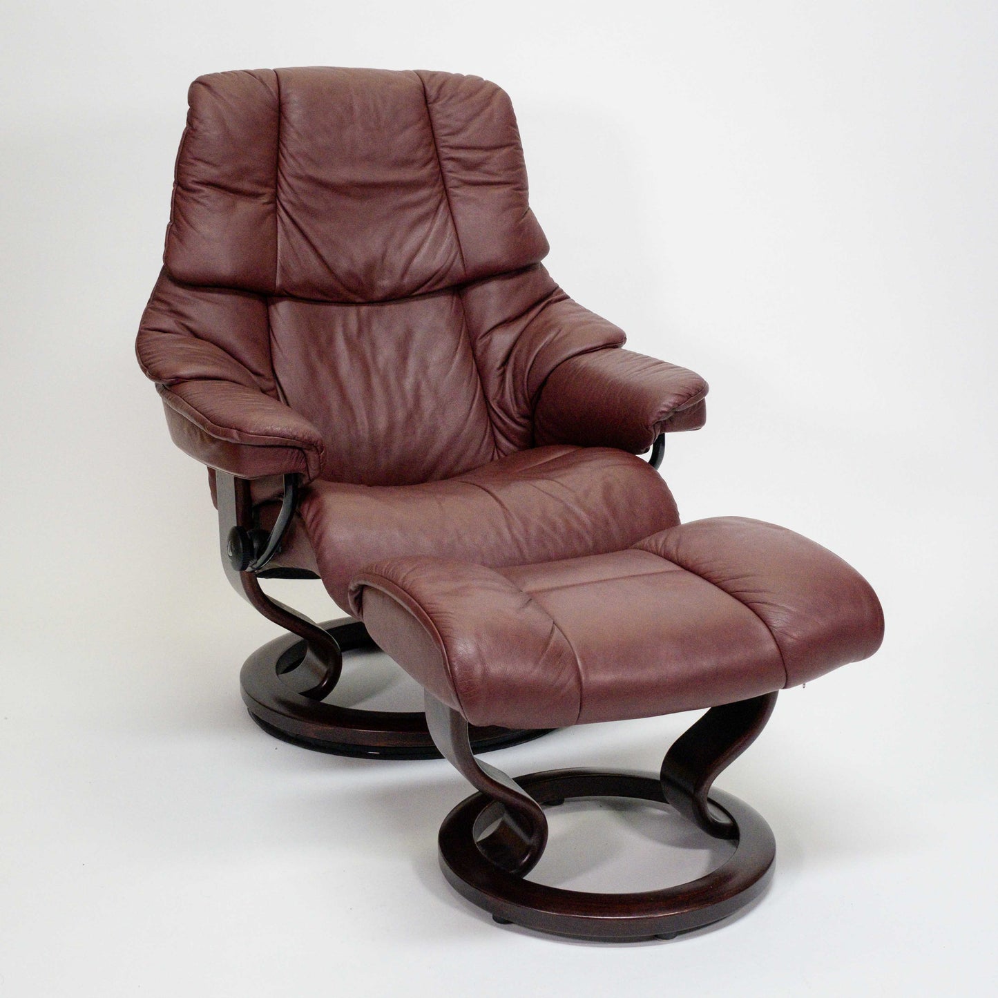 Ekornes Stressless Reno (M) mit Hocker bordeaux I