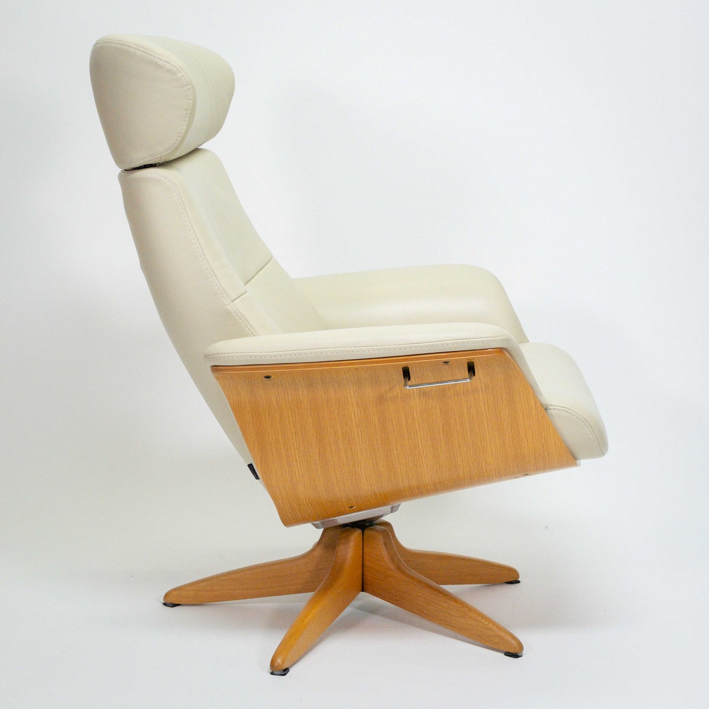 Conform Timeout mit Hocker beige