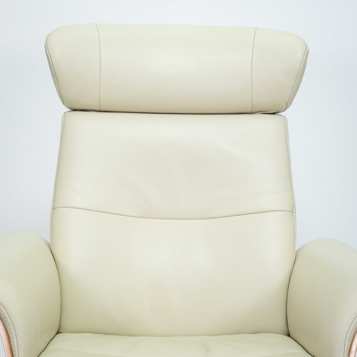 Conform Timeout mit Hocker beige