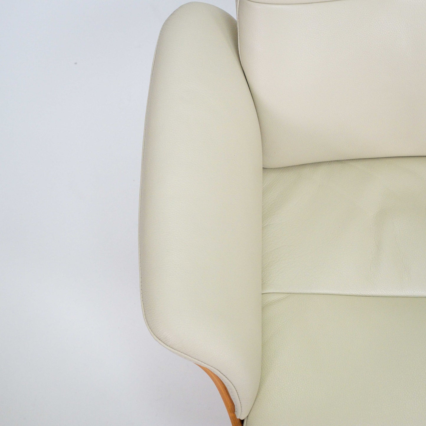 Conform Timeout mit Hocker beige