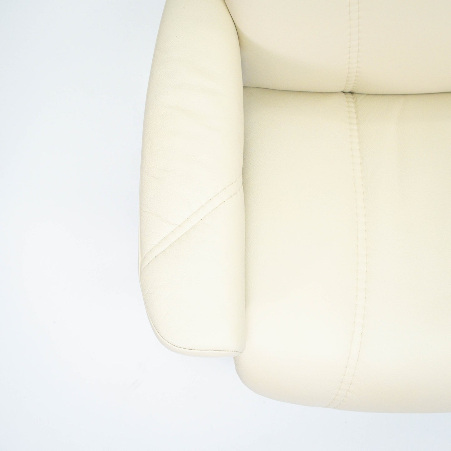 Ekornes Stressless Consul (M) mit Hocker cream