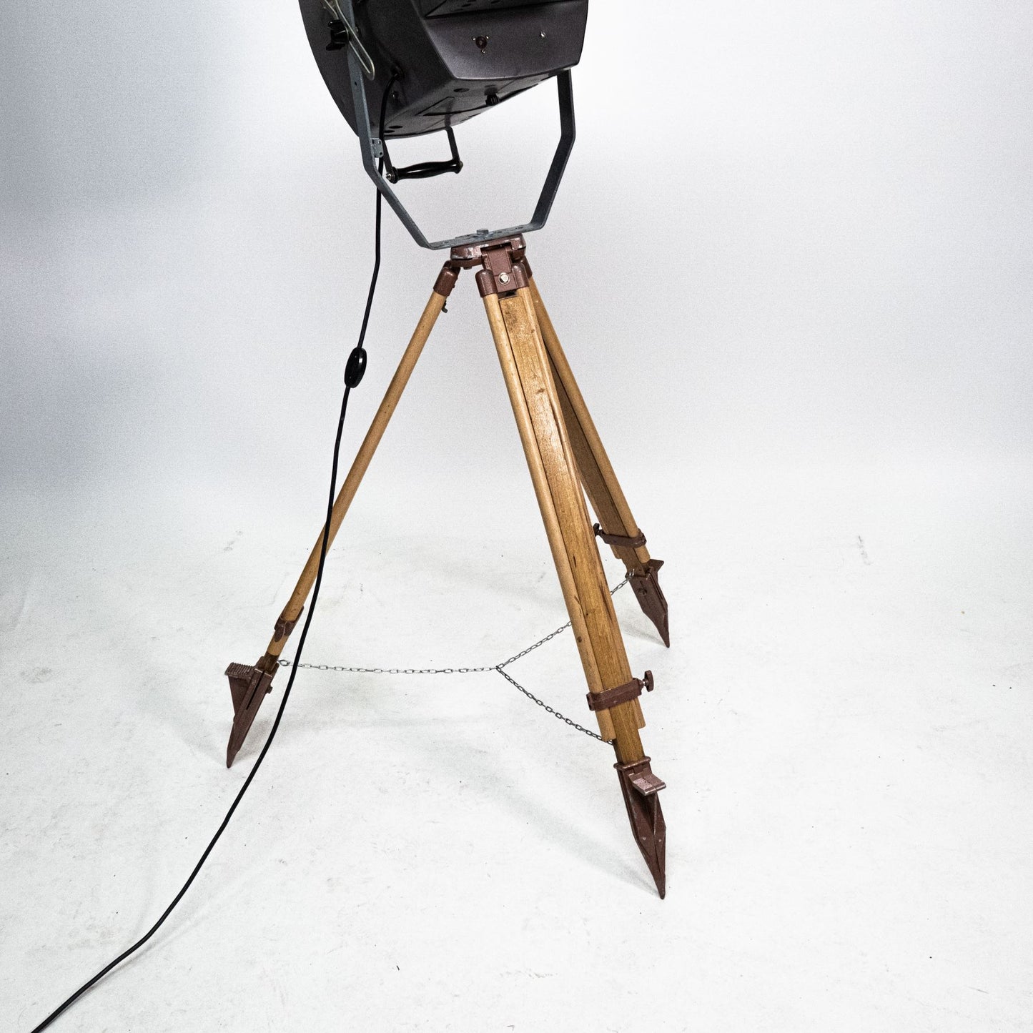 Alter Theaterscheinwerfer