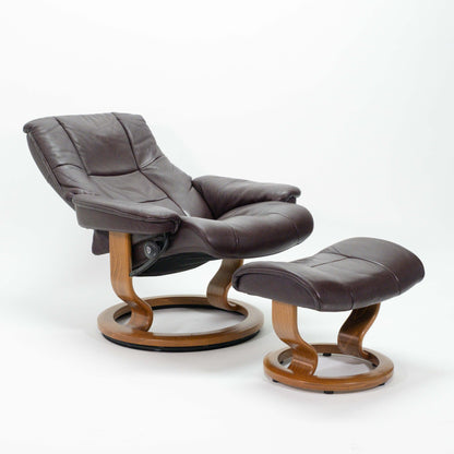 Ekornes Stressless Mayfair (M) mit Hocker braun