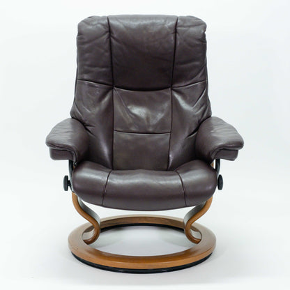 Ekornes Stressless Mayfair (M) mit Hocker braun