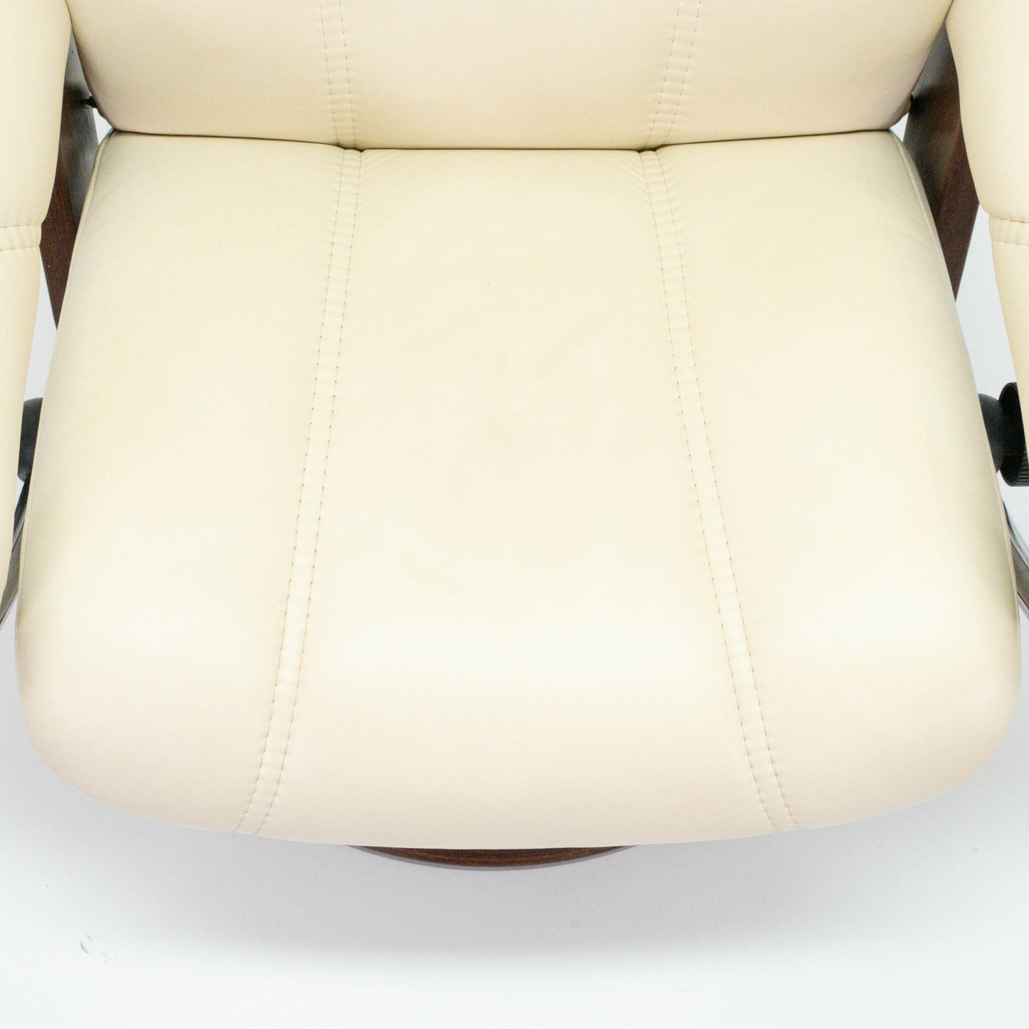 Ekornes Stressless Consul Signature (M) mit Hocker beige