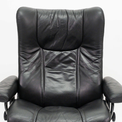Ekornes Stressless Wing (L) mit Hocker schwarz