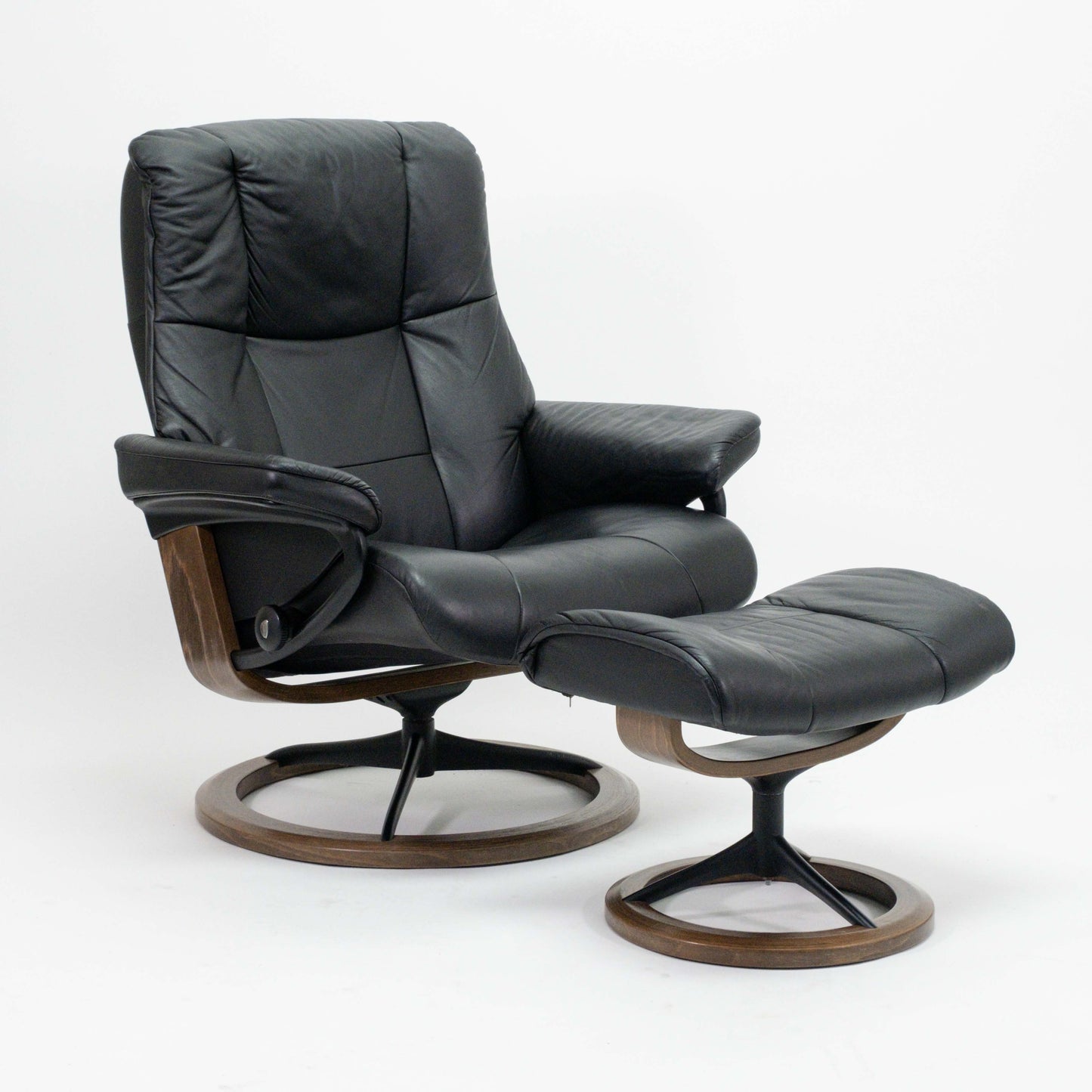 Ekornes Stressless Mayfair (L) mit Hocker Signature