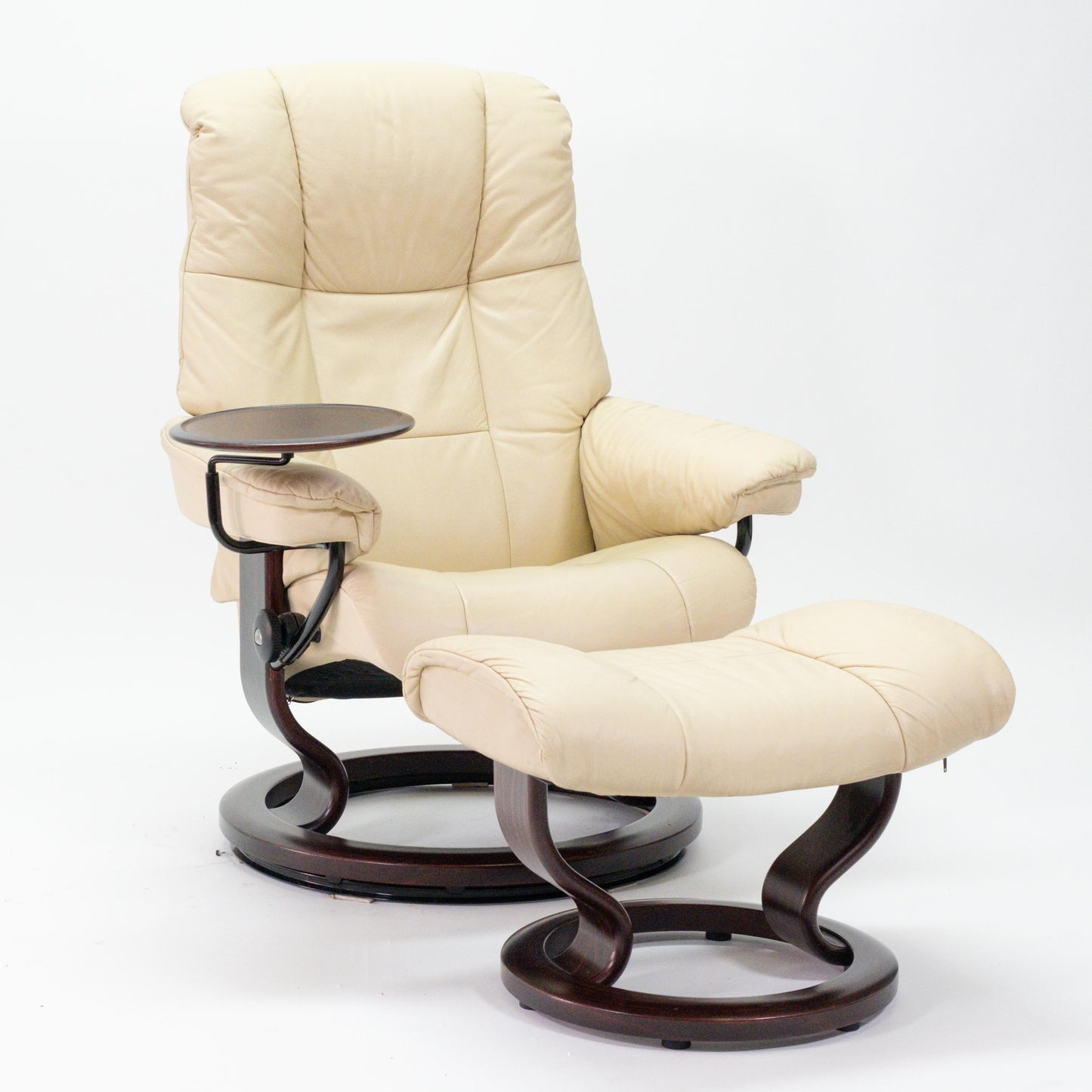 Ekornes Stressless Mayfair (S) mit Hocker beige