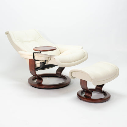 Ekornes Stressless Royal (L) mit Hocker & Swingtisch
