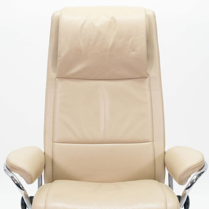 Ekornes Stressless Paris (M) mit Hocker