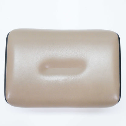 Conform Timeout mit Hocker schlamm