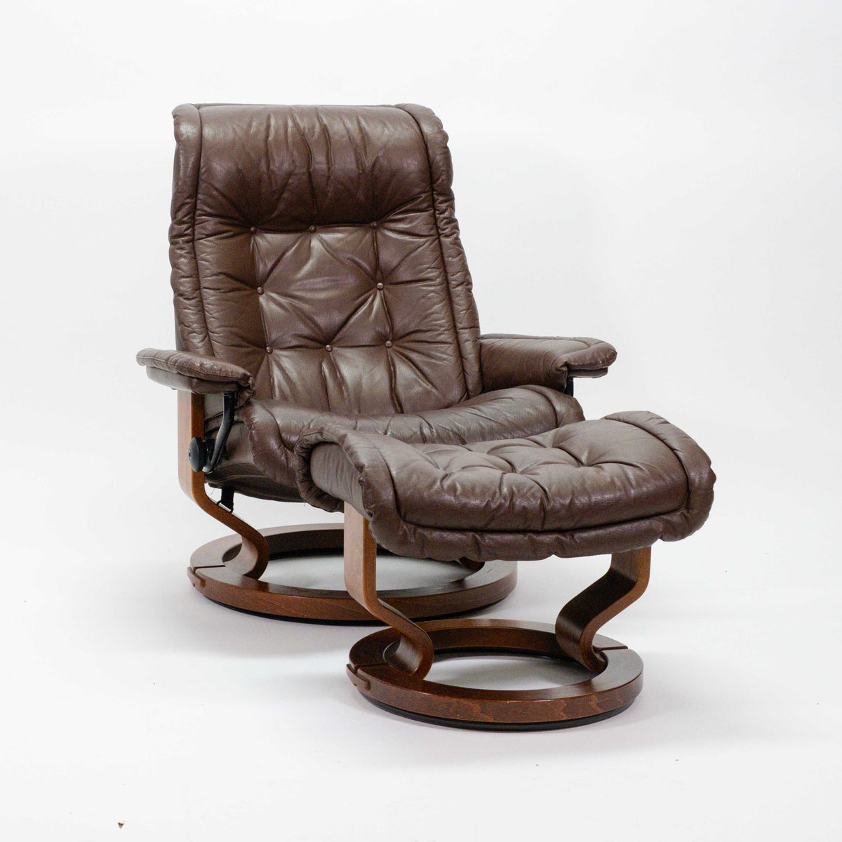 Ekornes Stressless Royal (L) mit Hocker
