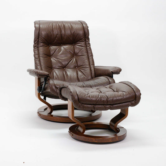 Ekornes Stressless Royal (L) mit Hocker