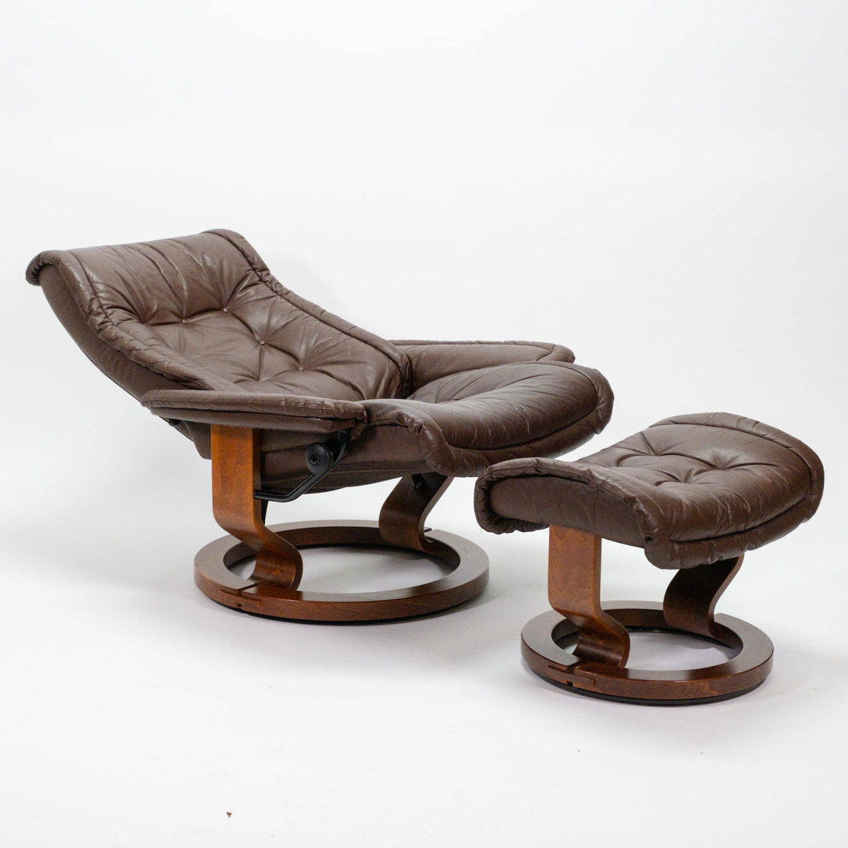 Ekornes Stressless Royal (L) mit Hocker