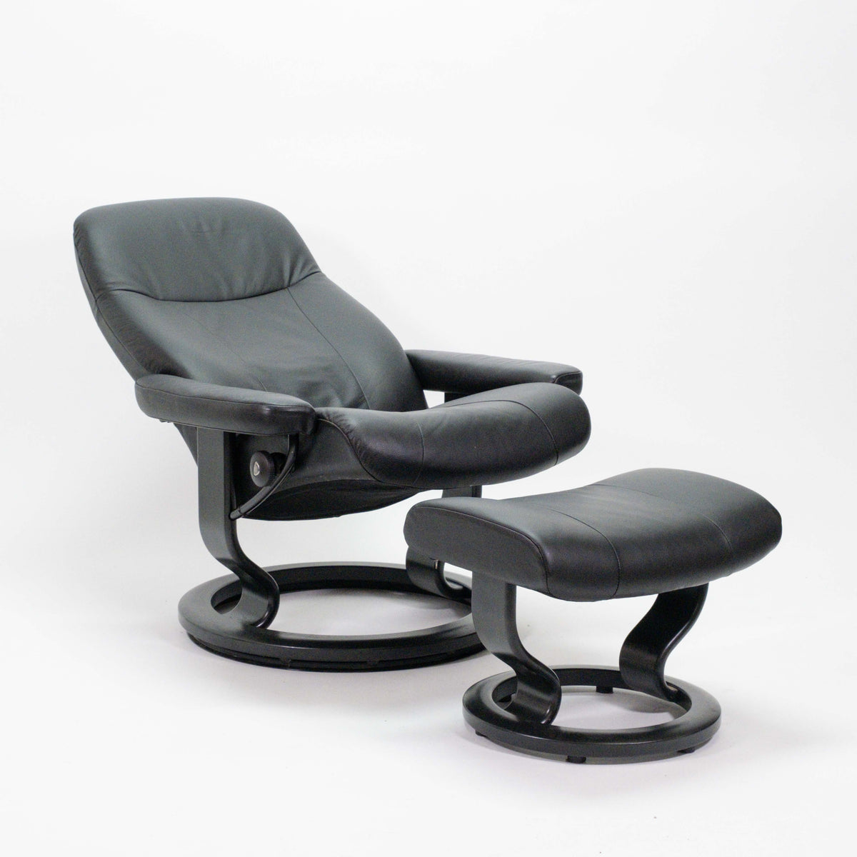 Ekornes Stressless Garda (M) mit Hocker schwarz