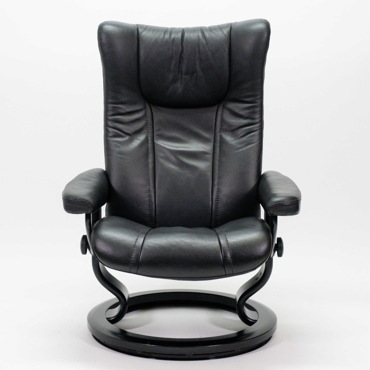 Ekornes Stressless Wing (M) mit Hocker schwarz