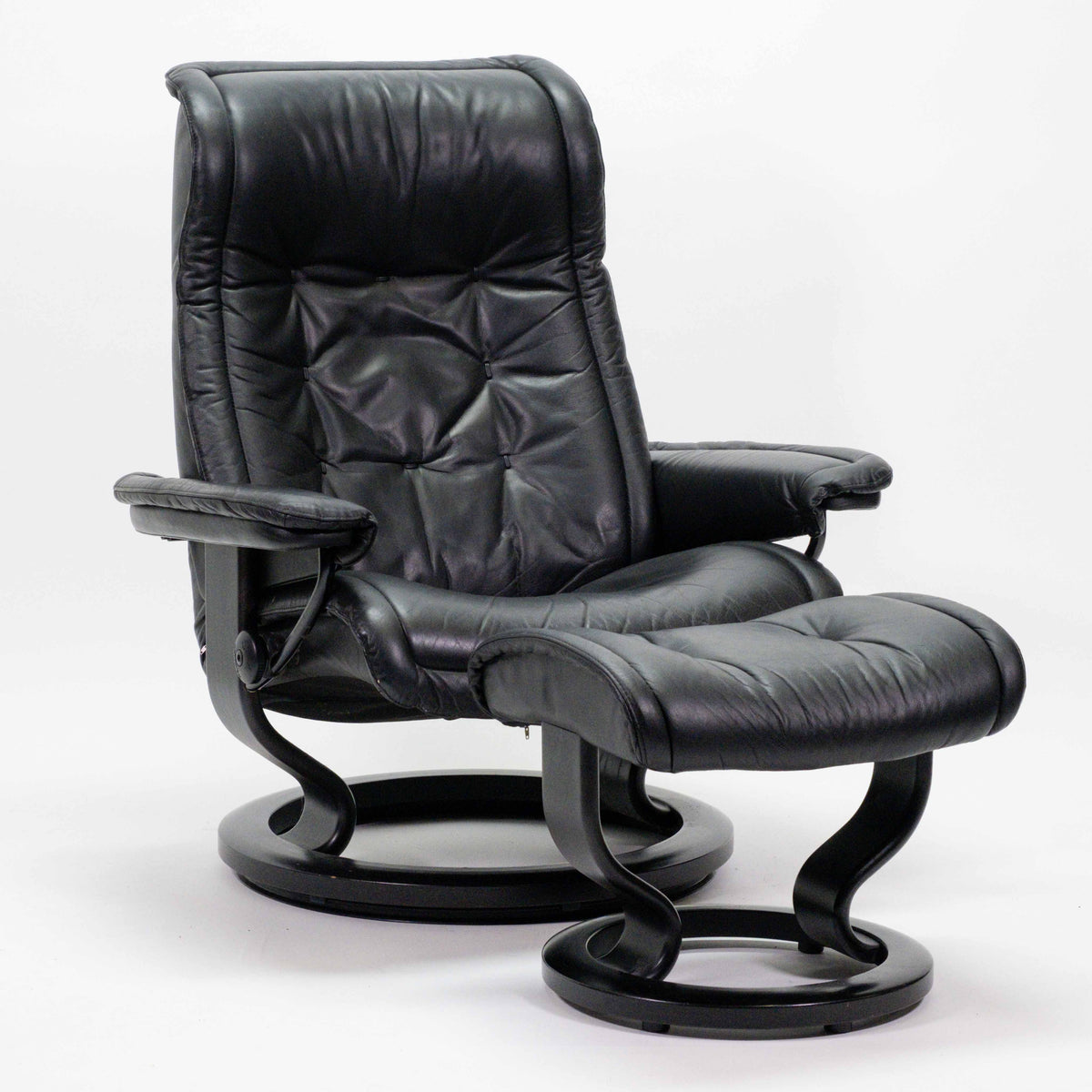 Ekornes Stressless Royal (L) mit Hocker schwarz