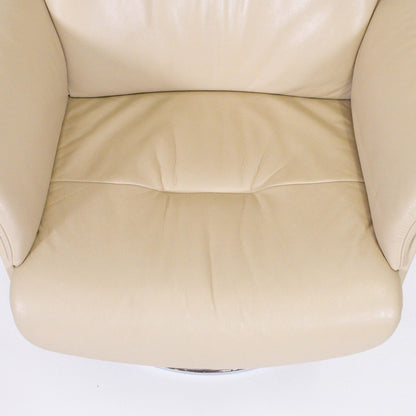Conform Timeout mit Hocker beige