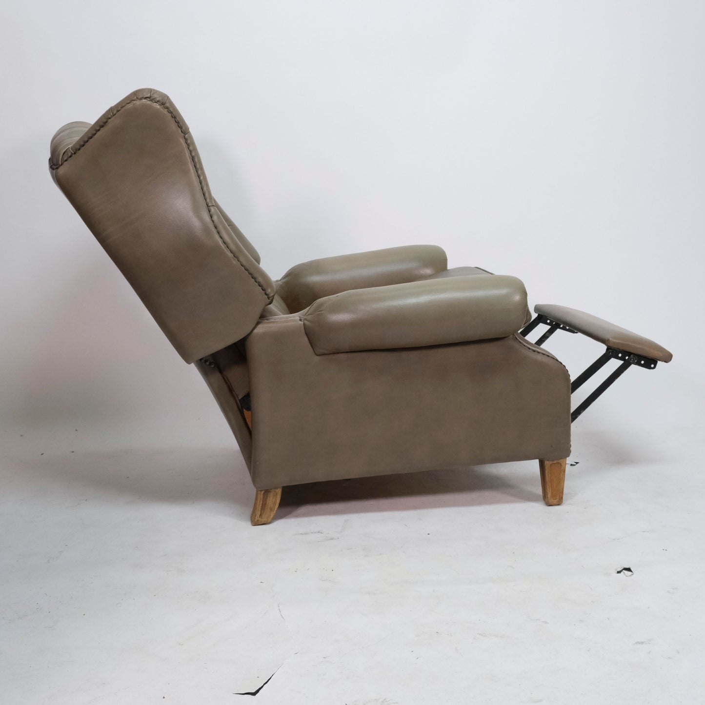 Chesterfield Sessel mit Relaxfunktion