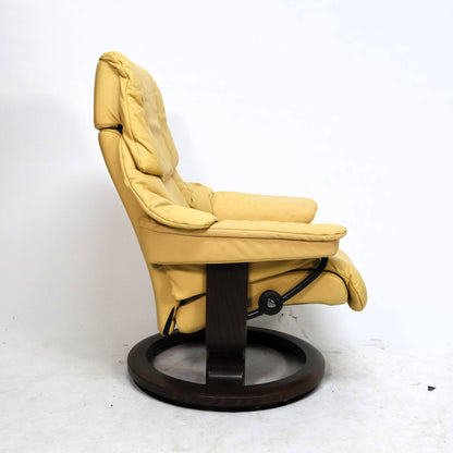 Ekornes Stressless Reno (S) mit Hocker
