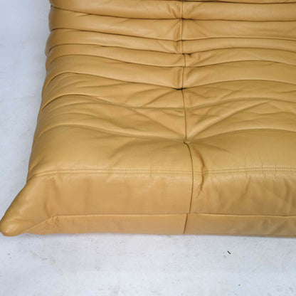 Ligne Roset Togo 2-Sitzer Sofa