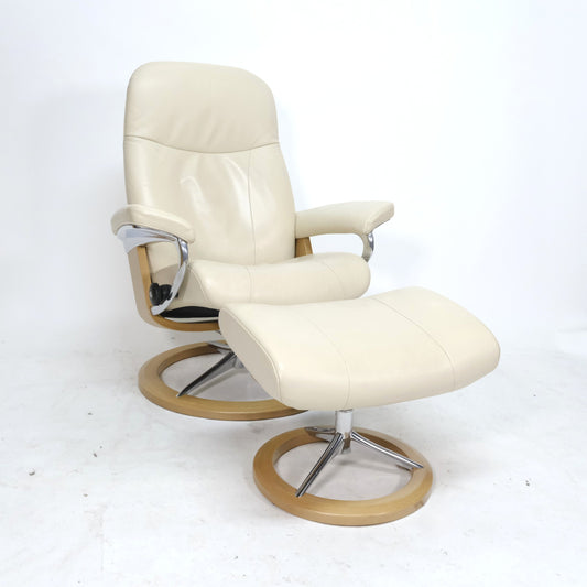 Ekornes Stressless Garda (M) mit Hocker