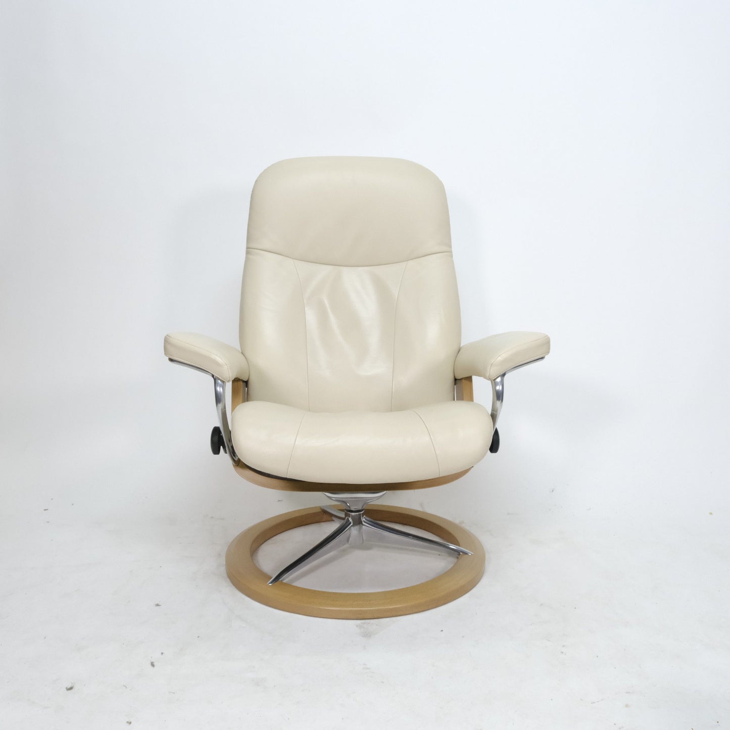 Ekornes Stressless Garda (M) mit Hocker