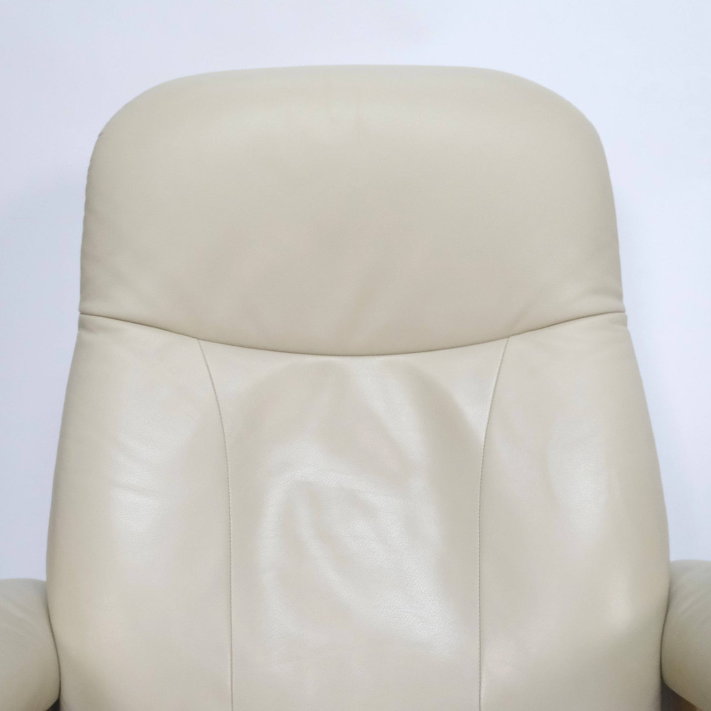 Ekornes Stressless Garda (M) mit Hocker