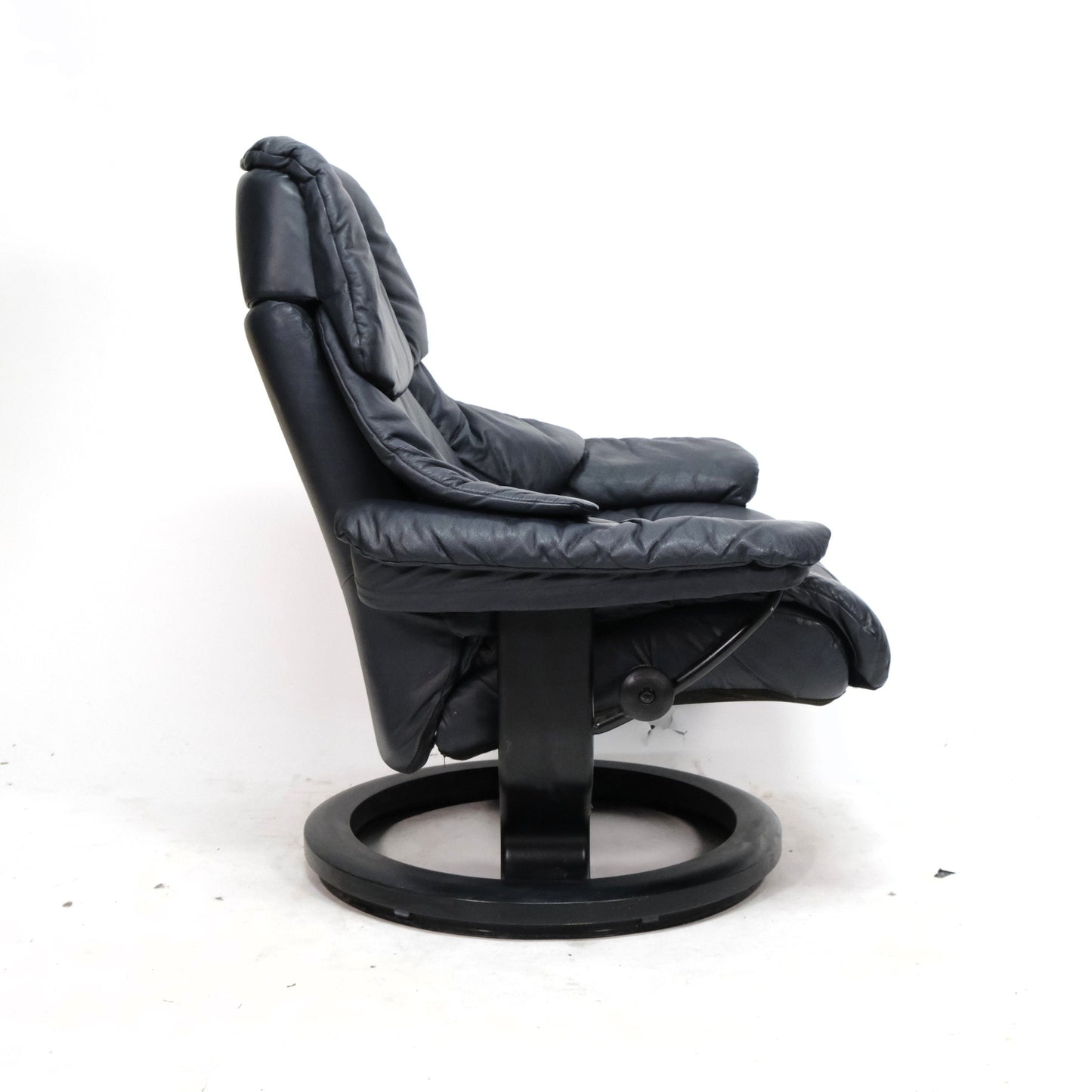 Ekornes Stressless Reno (L) mit Hocker I dunkelblau
