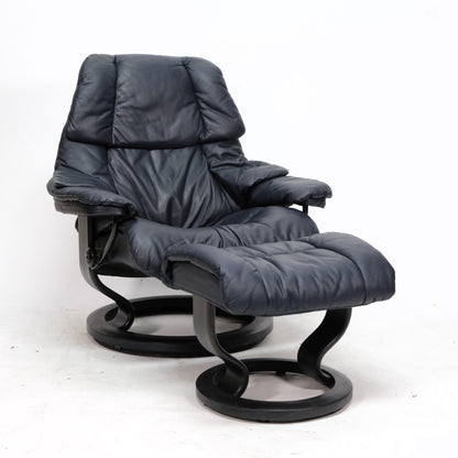 Ekornes Stressless Reno (L) mit Hocker II dunkelblau