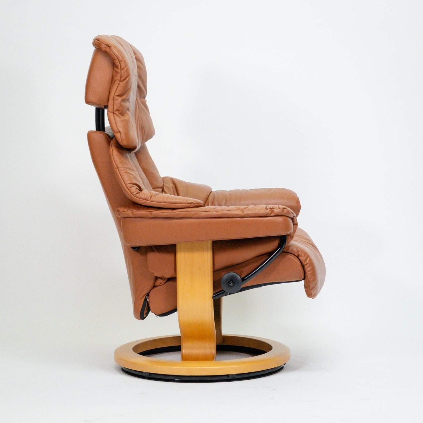 Ekornes Stressless Reno (M) mit Hocker II cognac