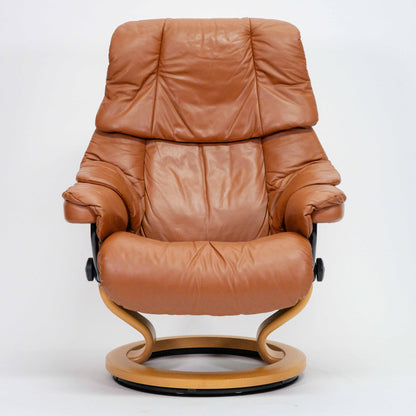 Ekornes Stressless Reno (M) mit Hocker II cognac