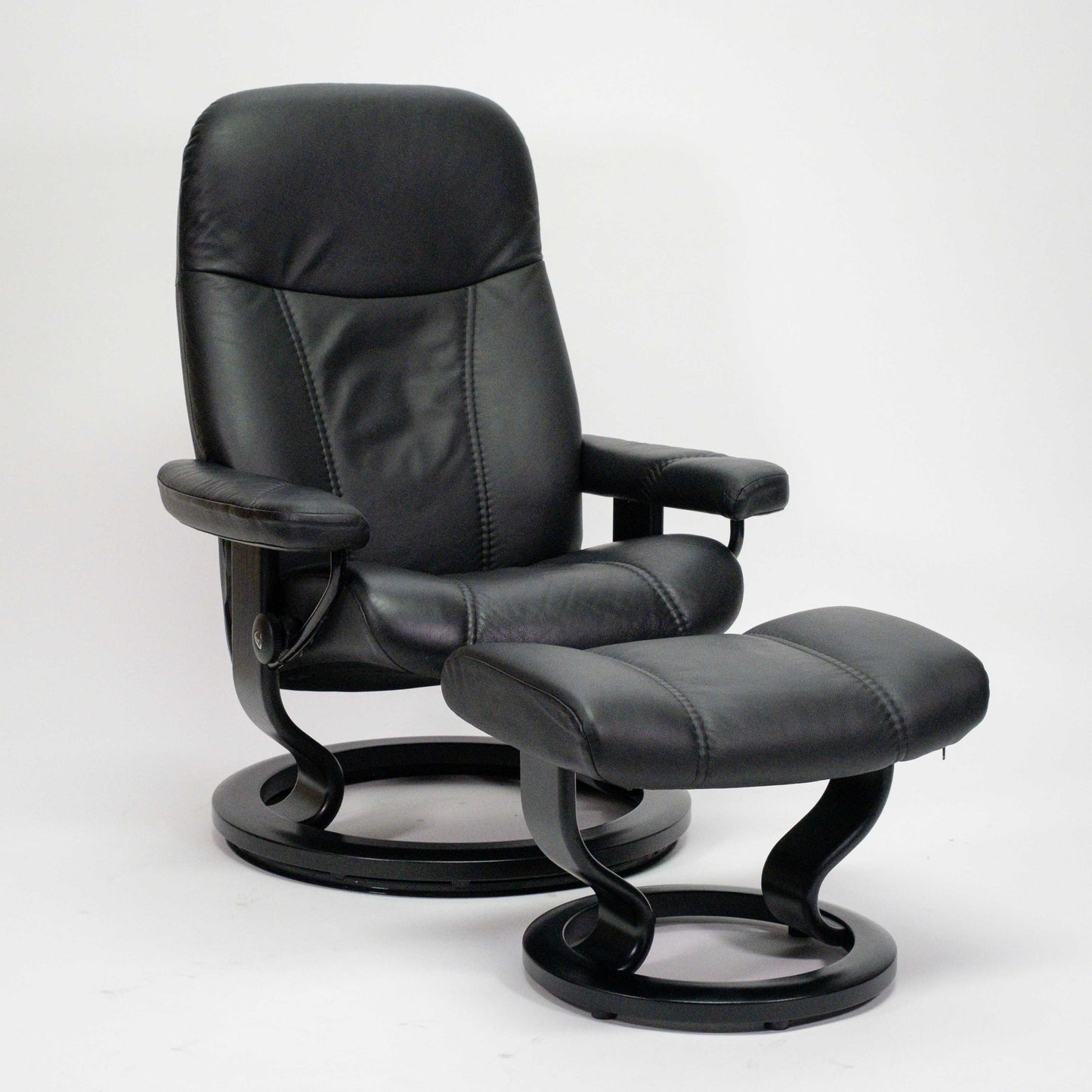 Ekornes Stressless Consul (M) mit Hocker schwarz