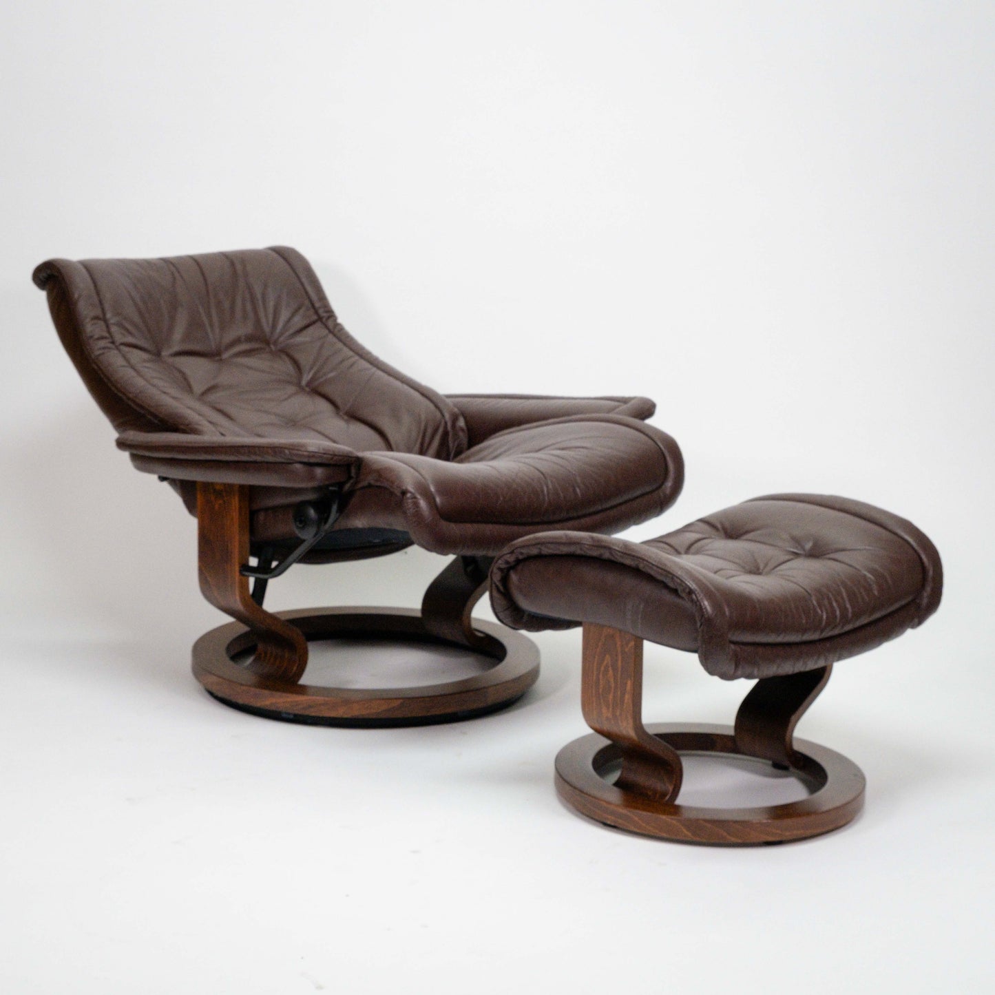 Ekornes Stressless Royal (L) mit Hocker I braun